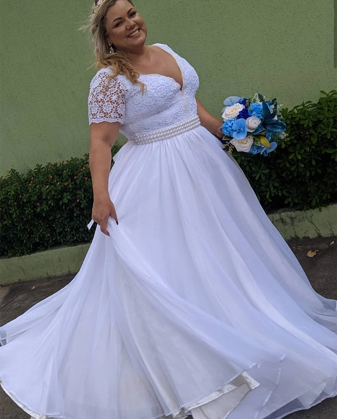 Свадебное платье больших размеров 2023 для женщин с коротким рукавом V-образным вырезом из органзы A Line Свадебные платья с жемчугом Бисероплетение De Mariage - 3