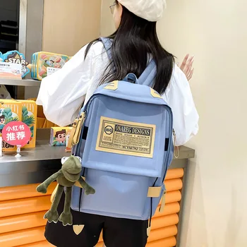 2023 Новая нейлоновая сумка через плечо для девочек Модный рюкзак для студентов колледжа, повседневный школьный рюкзак с аксессуарами