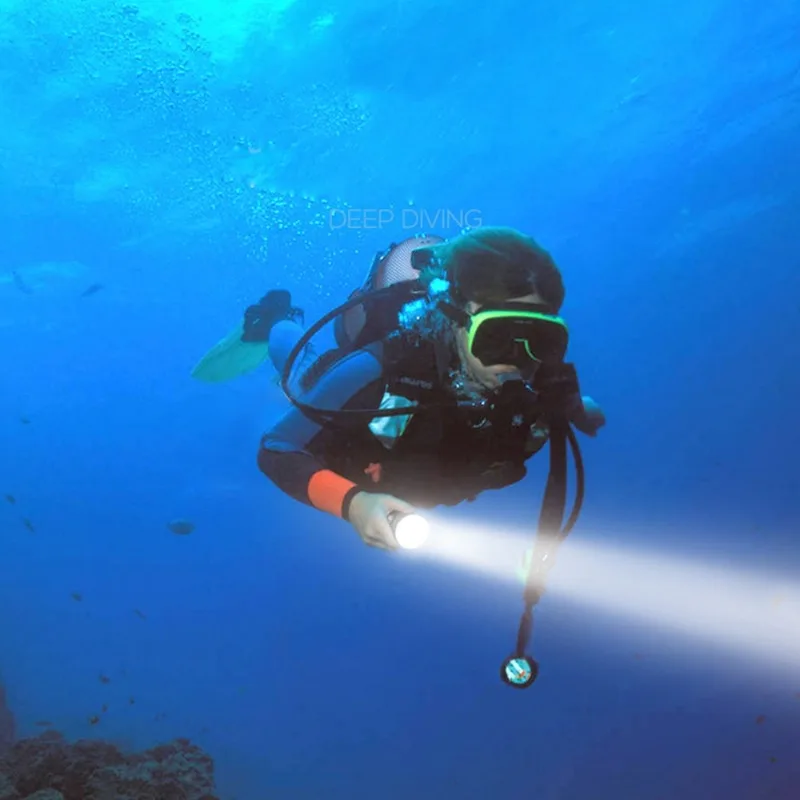 Супер яркий фонарик для дайвинга IPX8 Водонепроницаемый профессиональный фонарик для подводного плавания с питанием от батареи 18650 с ручным тросом - 5