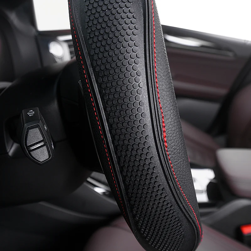  Универсальные кожаные автомобильные чехлы на рулевое колесо из микрофибры Универсальный размер M 37-38 см / 14,5-15 дюймов, противоскользящий, дышащий, черный красный - 3