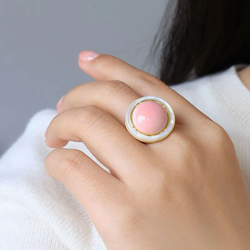 Простота дизайна Розовые и белые эмалевые круглые кольца для женщин Элегантная сладкая вечеринка высокого уровня Новое в ювелирных изделиях для обручальных колец - 4