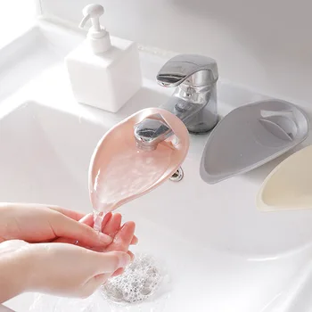 2PC Силиконовый удлинитель смесителя для малышей Детский кран для воды Резиновый ручной мытье Аксессуар для ванной комнаты Кухонный подарок Бытовой инструмент