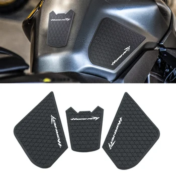 Аксессуары для мотоциклов Наклейки на прокладку топливного бака для Honda CB 750 CB750 Hornet 2023 2024 Боковая противоскользящая подушка бака