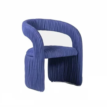 Итальянский минималистичный светлый роскошный обеденный стул из матовой кожи высокого класса стул для отдыха современный, простой дизайнерский, художественный смысл, одиночный
