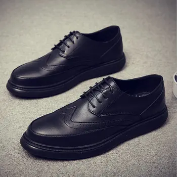 Мода Мужская свадебная обувь Обувь Мужская классическая обувь 2019 Новый бренд Мужская деловая обувь Оксфорды в итальянском стиле 2020